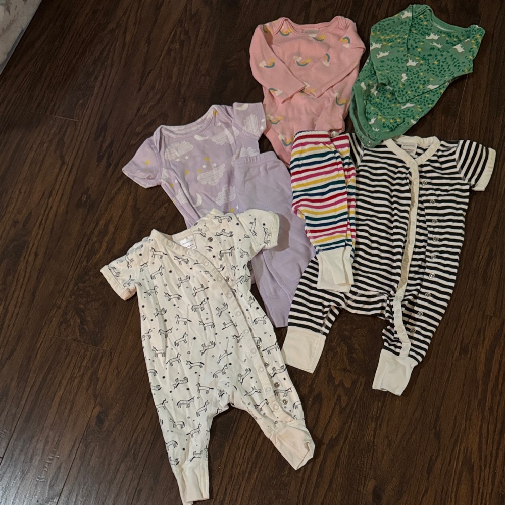 Hanna Andersson Kids Footies Set - Purple, Green, Black, White